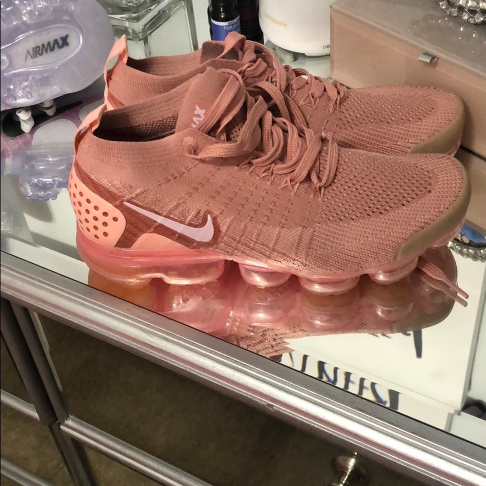 Nike Vapormax Flynit size 8